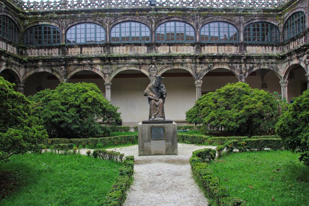 The thinker in the university courtyard